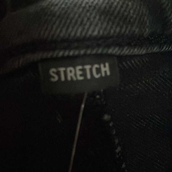 American Eagle Mom Jean - Picture 3 of 5